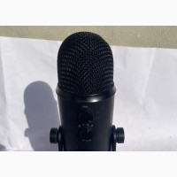 Used Blue Yeti USB MIC for Recording/Streaming