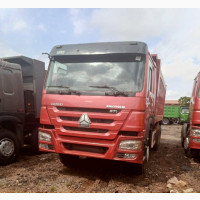 Foreign Used Howo Tipper Truck 10 Tyres (Red)