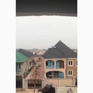 5bdrm Duplex in Fagba for Sale