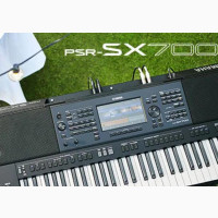 Yamaha PSR-SX700 Professional Keyboard 5 Octaves_ 61 Keys