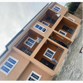 2bdrm Block of Flats in Golf Road, Lakowe for rent