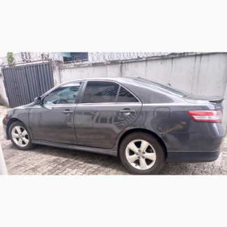 Toyota Camry 2010 Black SE V6 Sedan