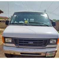 Ford F750 2003 White