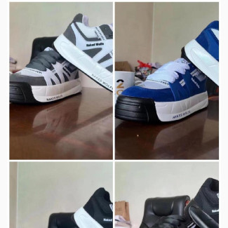 Fashion Naked Wolf Sneakers