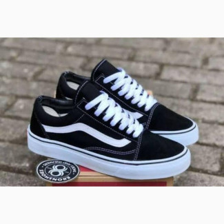Vans Sneakers - Best Quality