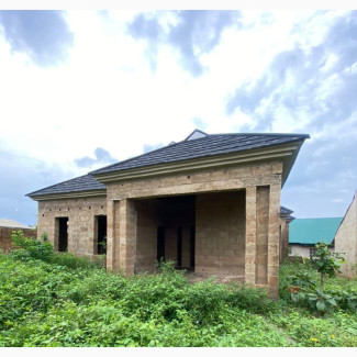 3bdrm Bungalow in Ajibade Moniya, Ibadan for sale