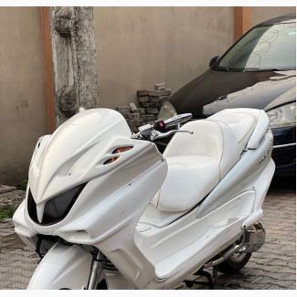 Yamaha 2010 White