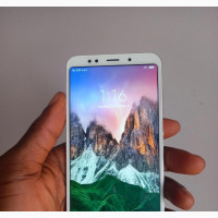 Xiaomi Redmi 5 Plus 64 GB - UK Used with Warranty