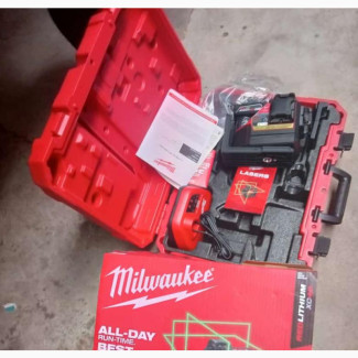 Milwaukee Cross Laser M12 3PL-401C