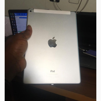 Apple iPad mini 4 128 GB Black
