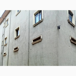 Warehouse for Sale in Trade Fair Complex