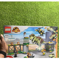 Brand New LEGO T.Rex Dinosaur Breakout Set