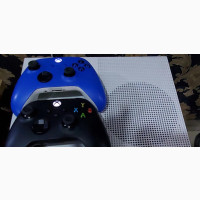 Xbox One S FIFA 23, Titanfall 2, Star Wars, Avengers, GTA V