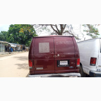 Ford E350 2006 Red