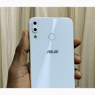 Asus ZenFone 5 ZE620KL 6 GB White - Super Clean UK Used