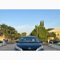 Toyota Sienna LE 7 Passenger Mobility 2011 Black