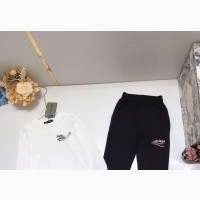 Balenciaga Unisex Oufit