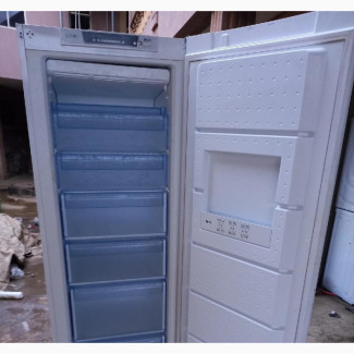 Bosch 8 Steps Standing Freezer