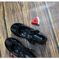 Girl’S School Shoe