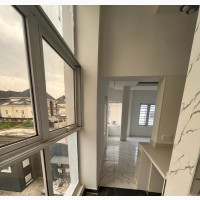 2bdrm Apartment in Ikate, Lekki for sale