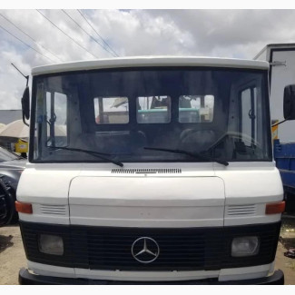 M/Benz 608 Pick Up Van With Big Axial Helper Spring