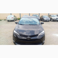 Toyota Corolla LE (1.8L 4cyl 2A) 2018 Black