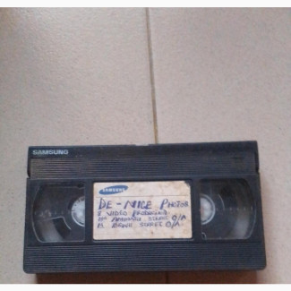 Old Video Cassette Transfer to Disc or Flash Please Call