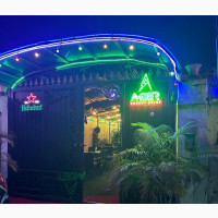 Night Club and Premium Bar in Surulere