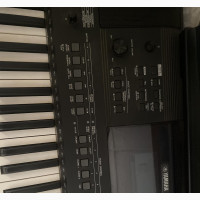 Yamaha PSRE463 Electronic Keyboard for Sale