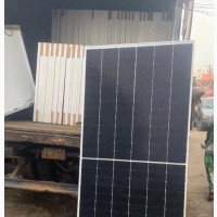 555wat Jinko Solar Mono Panels Available