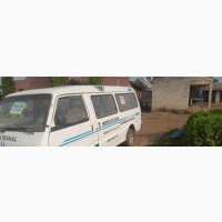 Mazda E2200 2005 White