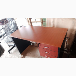 Quality 4 Feet Office Table