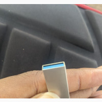 Universal Flash Drive 32GB (Silver Metal)