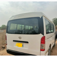 Toyota HiAce 2006 White