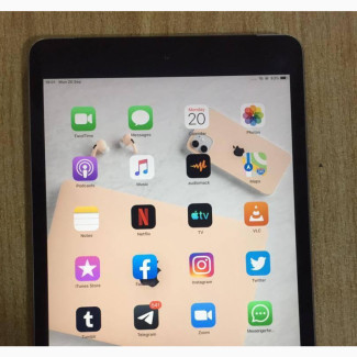 Apple iPad 3 Wi-Fi + Cellular 16 GB Gray