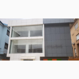 Showroom/Office Space to Let at Obafemi Awolowo Way, Ikeja