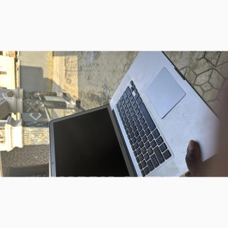 Laptop Apple MacBook Pro 2011 8GB Intel Core I7 SSHD (Hybrid) 500GB