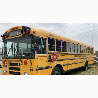 Freightliner M2 2009 Yellow