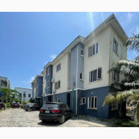 2bdrm Block of Flats in Buena Vista Estate, Chevron for rent