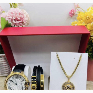 Luxurious Full Box of Fashion Jewelry