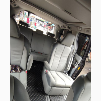 Toyota Sienna Full Cover Floor Mat
