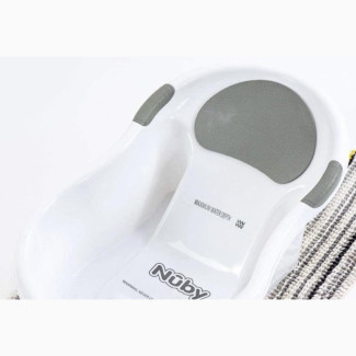 Nuby Newborn Baby Bath - Comfortable and Convenient