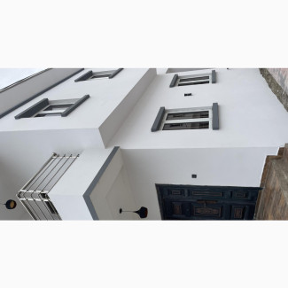 2bdrm Block of Flats in South Point Estate, Chevron for Sale