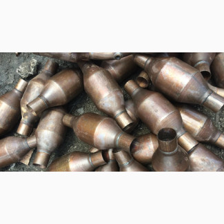 Centre Catalyst for Toyota and Lexus and Some Other Motors