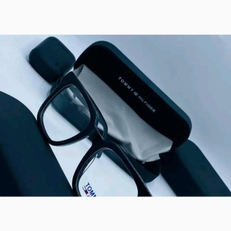 Photochromic AR Lenses