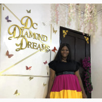 Luxury Short Free Gown - Sizes 14 and 16