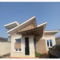 Spacious 3 Bedroom Flat with 4 Toilets