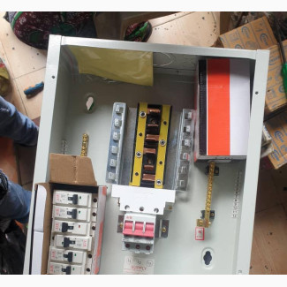 Brand New D4 3 Phase Board Distribution (BT)