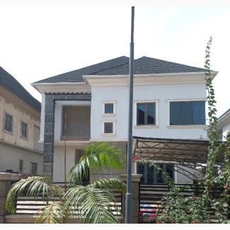 5bdrm Duplex in Bitmore Garden, Lugbe District for Sale
