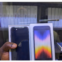 Brand New Apple iPhone SE 2022 64GB Black